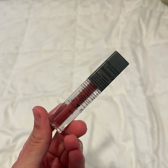 defiance beauty by nechami liquid lipstick Warrior - Picture 6 of 10